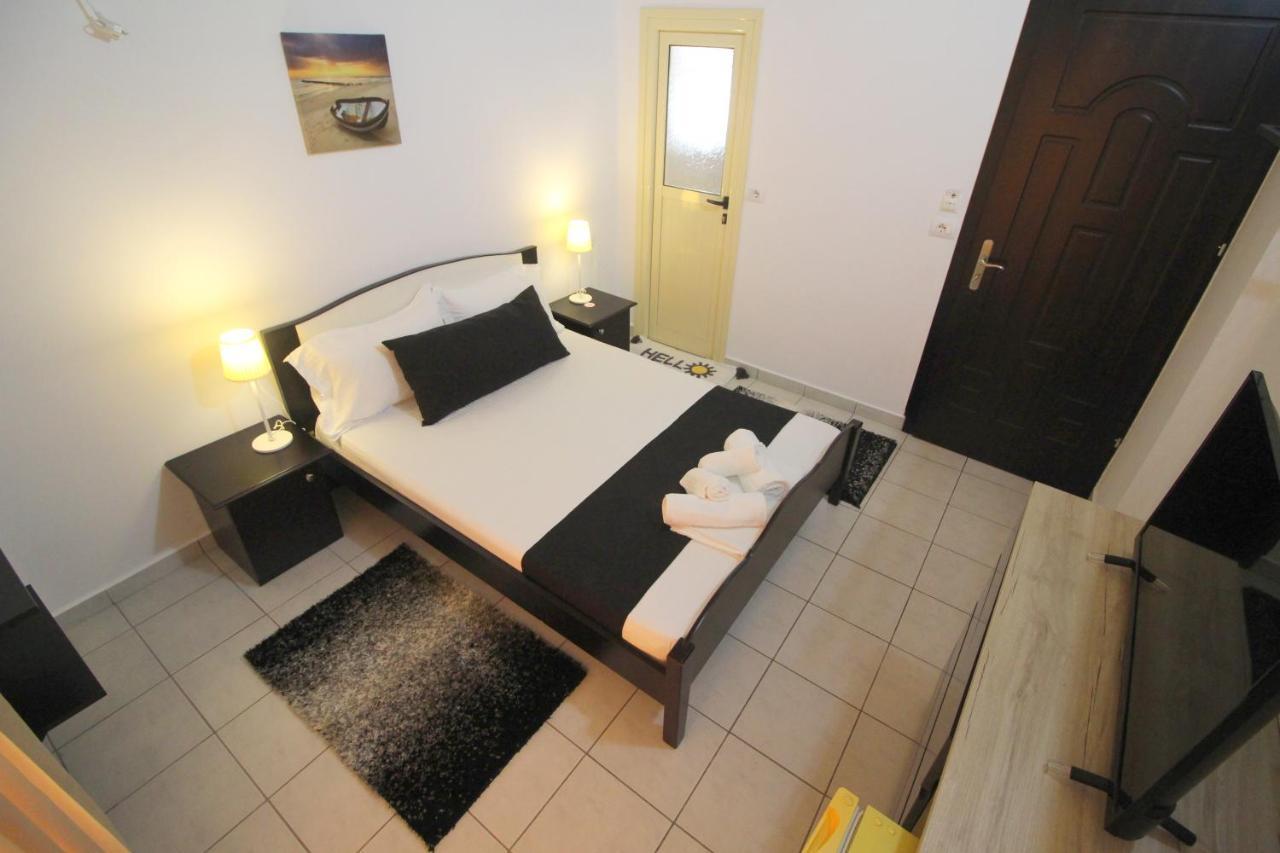 Jericho Rooms Sarandë Exterior foto